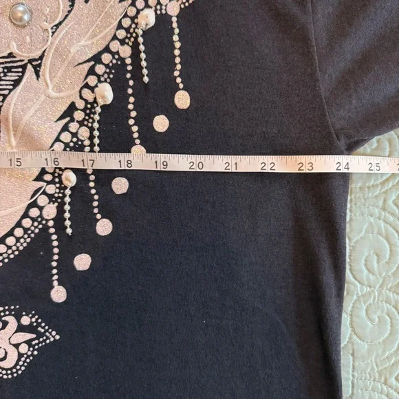 Fast Fashion of California Black 80s Inspired Embellished T-Shirt OS - Picture 8 of 11
